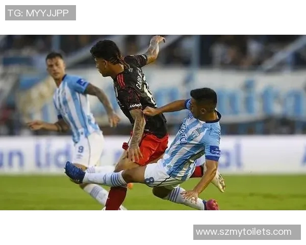 图库曼竞技与格雷的激烈对决揭示了球队实力的较量与未来的希望