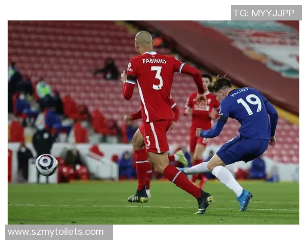 纽波特与米尔顿的精彩对决揭示足球战术与团队精神的较量 纽波特与米尔顿的精彩对决揭示足球战术与团队精神的较量