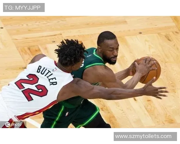 绿军与热火激战正酣文字直播全程回顾精彩瞬间与关键时刻分析