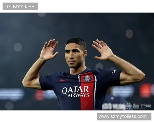 阿什拉夫与戴维斯的对决谁能在足球场上赢得胜利与荣耀