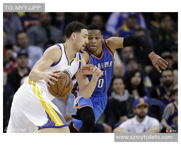 勇士与雷霆激情对决新浪视频直播全程呈现精彩瞬间